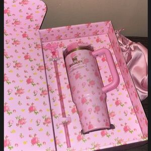 Stanley x LoveShackFancy collab- 30 oz quencher- Ibiza Sunset (SOLD OUT)